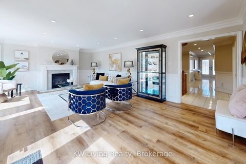 Photo 12 at 7 Kingmount Crescent, Bayview Hill, Richmond Hill