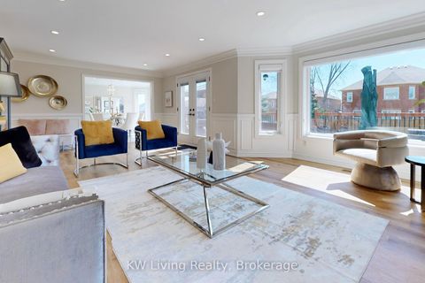 Photo 15 at 7 Kingmount Crescent, Bayview Hill, Richmond Hill