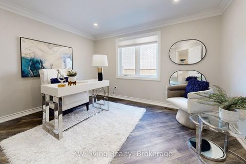 Photo 16 at 7 Kingmount Crescent, Bayview Hill, Richmond Hill