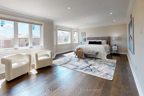 Photo 22 at 7 Kingmount Crescent, Bayview Hill, Richmond Hill