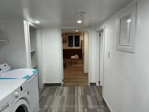 Photo 14 at 47 Munson Crescent, Bendale, Toronto