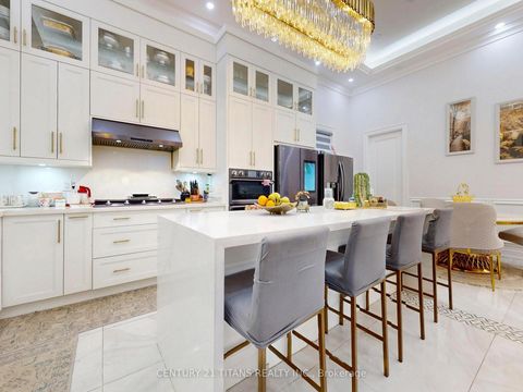 Photo 8 at 36 Craiglee Drive, Cliffside, Toronto