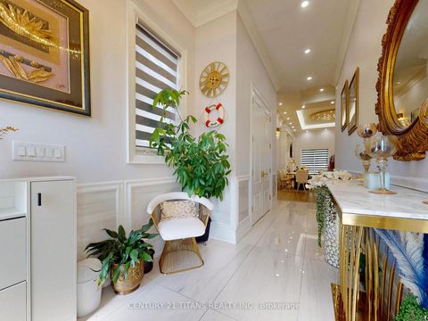 Photo 15 at 36 Craiglee Drive, Cliffside, Toronto