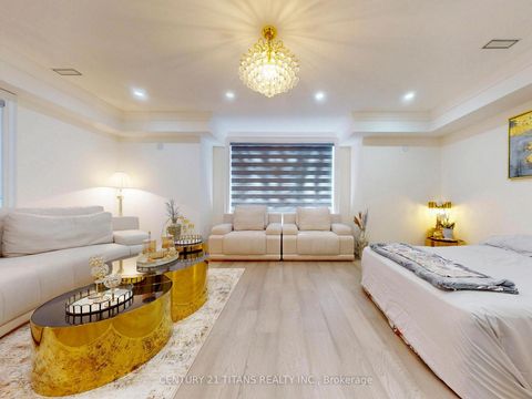 Photo 17 at 36 Craiglee Drive, Cliffside, Toronto