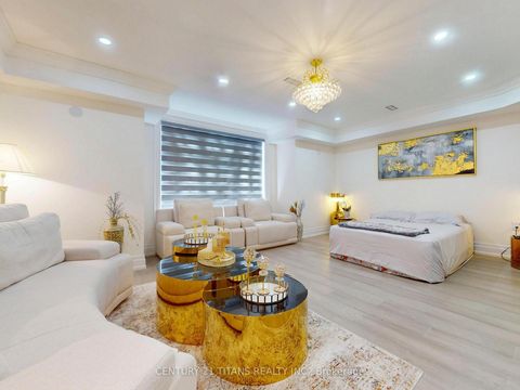 Photo 18 at 36 Craiglee Drive, Cliffside, Toronto