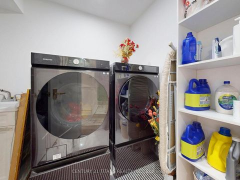 Photo 22 at 36 Craiglee Drive, Cliffside, Toronto