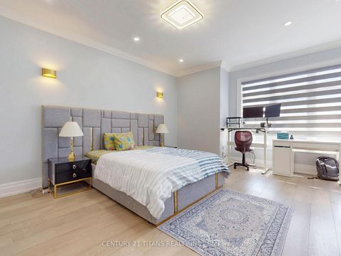 Photo 29 at 36 Craiglee Drive, Cliffside, Toronto