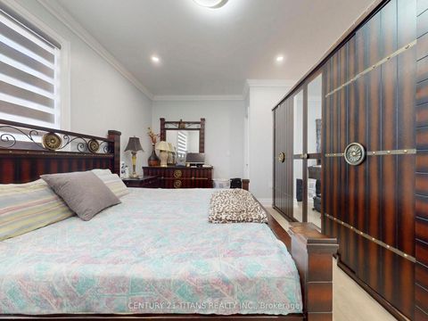 Photo 33 at 36 Craiglee Drive, Cliffside, Toronto