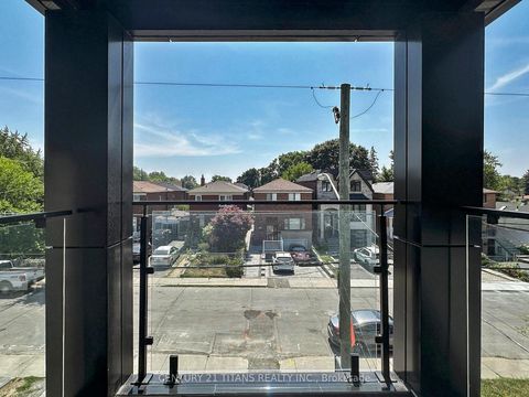 Photo 38 at 36 Craiglee Drive, Cliffside, Toronto