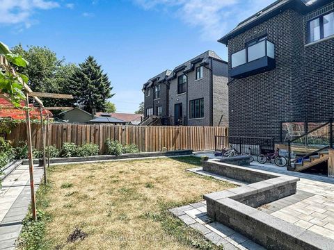 Photo 42 at 36 Craiglee Drive, Cliffside, Toronto