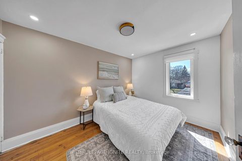 Photo 7 at 101 Gibbons Street, McLaughlin, Oshawa