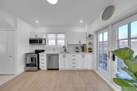 Photo 18 at 101 Gibbons Street, McLaughlin, Oshawa