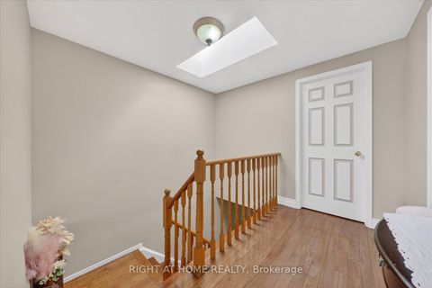 Photo 11 at 226 Manse Road, West Hill, Toronto