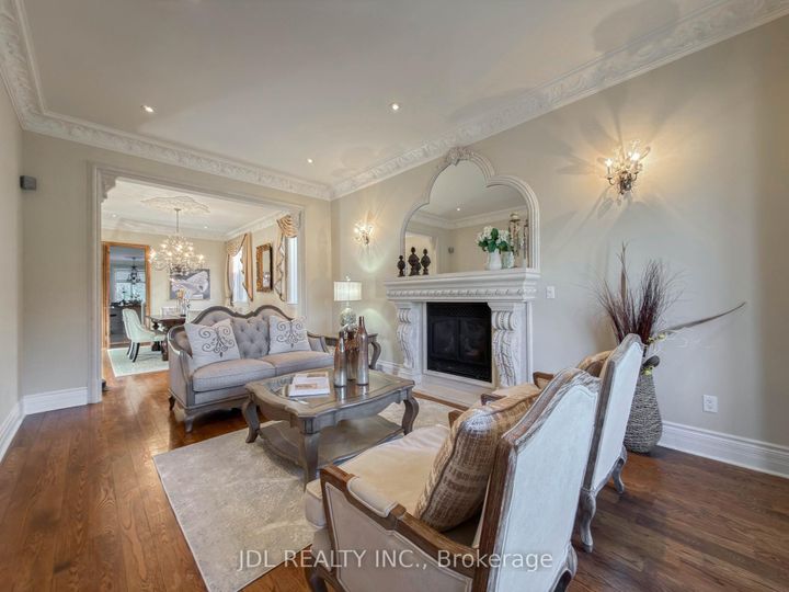 Photo 3 at 200 Wilfred Avenue, Willowdale East, Toronto