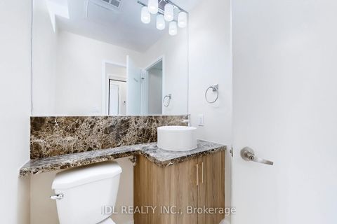 Photo 8 at Th8 - 31 Brunel Court, Waterfront Communities C1, Toronto