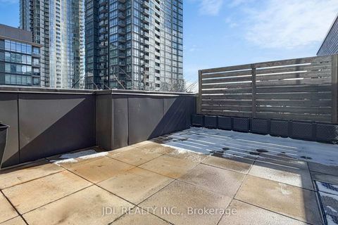 Photo 21 at Th8 - 31 Brunel Court, Waterfront Communities C1, Toronto