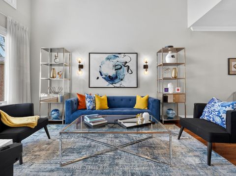 Photo 6 at 32 Mulholland Drive, Beverley Glen, Vaughan