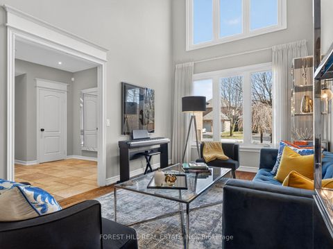 Photo 7 at 32 Mulholland Drive, Beverley Glen, Vaughan