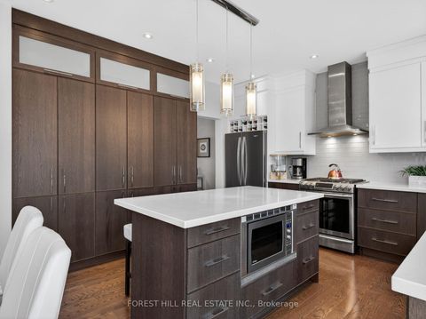 Photo 14 at 32 Mulholland Drive, Beverley Glen, Vaughan