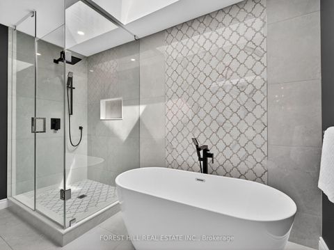 Photo 29 at 32 Mulholland Drive, Beverley Glen, Vaughan