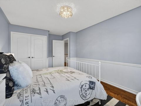 Photo 32 at 32 Mulholland Drive, Beverley Glen, Vaughan