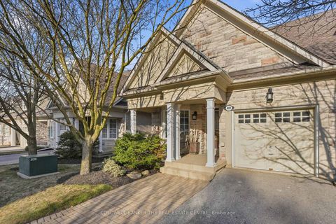 Photo 24 at 401 Terry Carter Crescent, College Manor, Newmarket