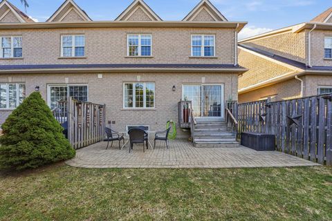 Photo 26 at 401 Terry Carter Crescent, College Manor, Newmarket