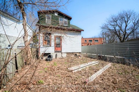 Photo 4 at 142 Audrey Avenue, Cliffside, Toronto