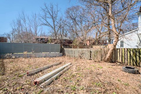 Photo 8 at 142 Audrey Avenue, Cliffside, Toronto