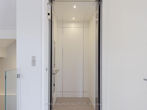 Photo 31 at 1 Thurloe Avenue, Mount Pleasant West, Toronto