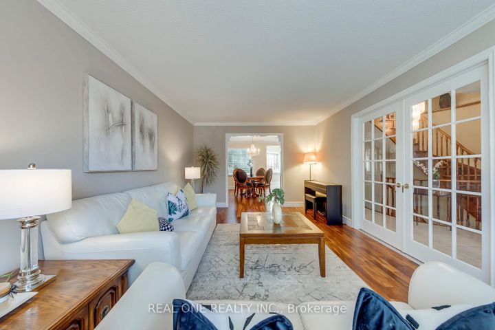 Photo 7 at 1201 Creekside Drive, WC Wedgewood Creek, Oakville