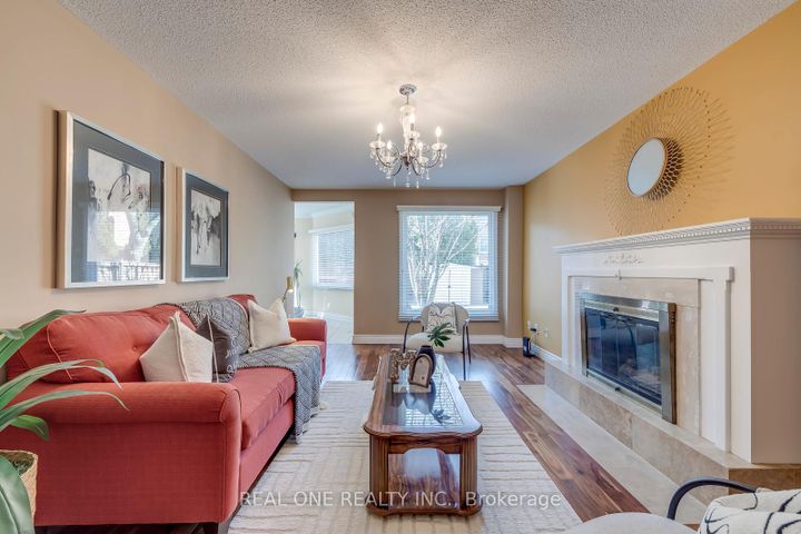 Photo 11 at 1201 Creekside Drive, WC Wedgewood Creek, Oakville