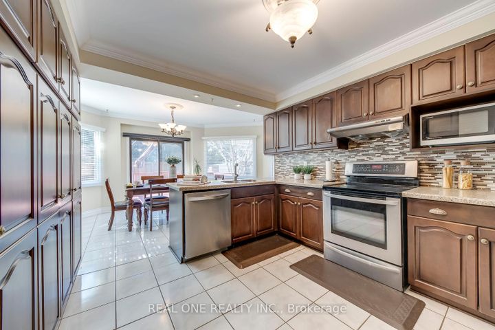 Photo 18 at 1201 Creekside Drive, WC Wedgewood Creek, Oakville