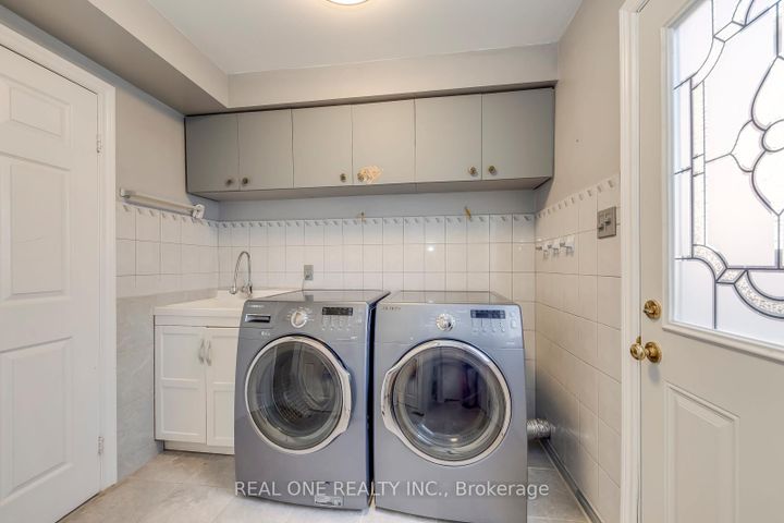 Photo 21 at 1201 Creekside Drive, WC Wedgewood Creek, Oakville