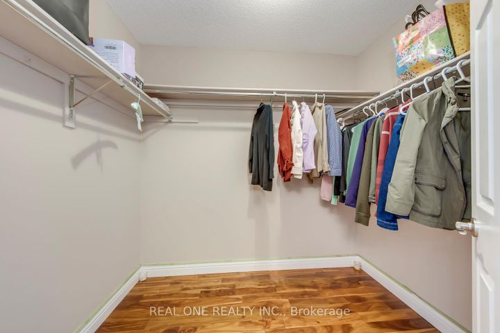 Photo 31 at 1201 Creekside Drive, WC Wedgewood Creek, Oakville