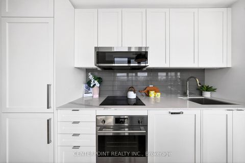 Photo 4 at 519 - 250 Lawrence Avenue W, Lawrence Park North, Toronto