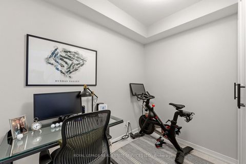 Photo 17 at 508 - 223 St Clair Avenue W, Casa Loma, Toronto