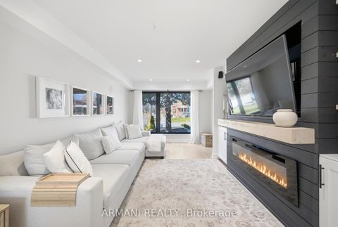 Photo 8 at 11 Gotham Court, Amesbury, Toronto