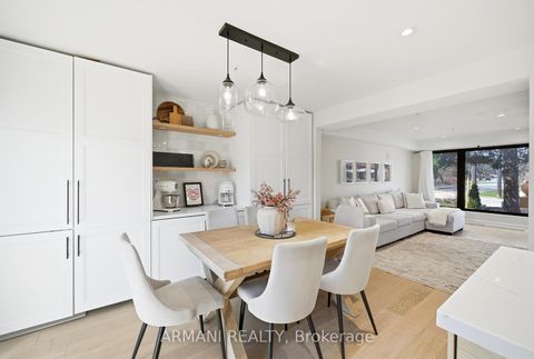 Photo 10 at 11 Gotham Court, Amesbury, Toronto