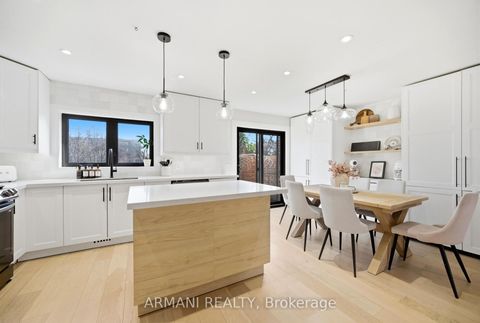 Photo 18 at 11 Gotham Court, Amesbury, Toronto