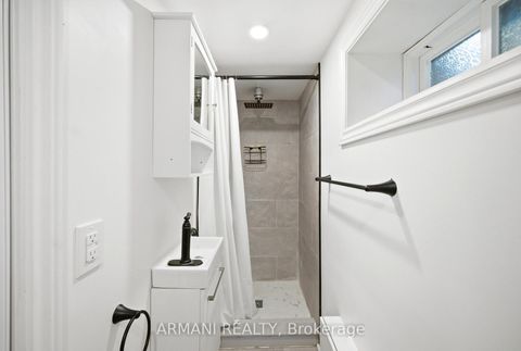 Photo 41 at 11 Gotham Court, Amesbury, Toronto