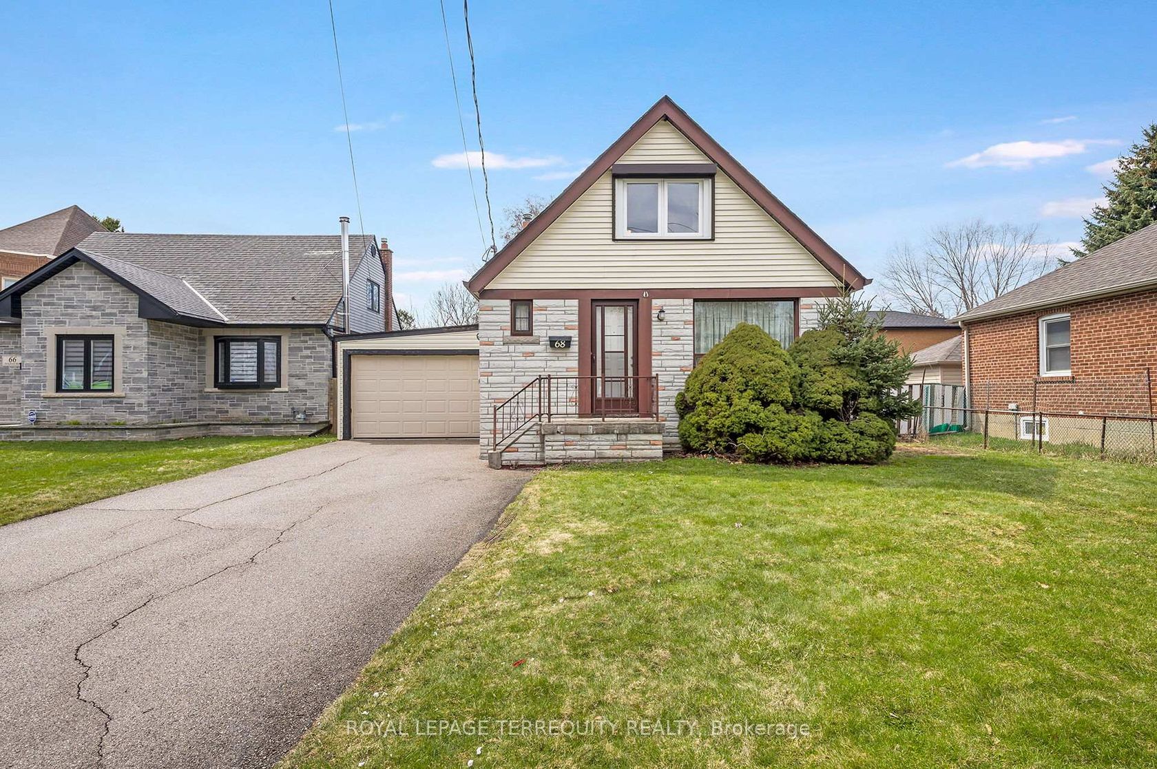 68 Parkchester Road, Amesbury, Toronto photo 7