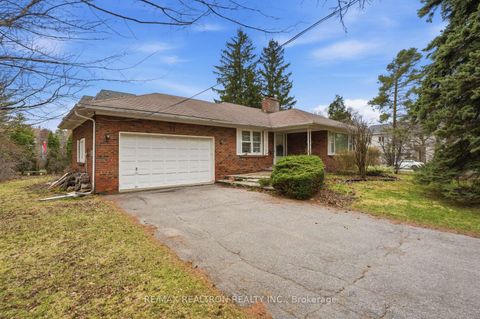 Photo 10 at 17 Denham Drive, South Richvale, Richmond Hill