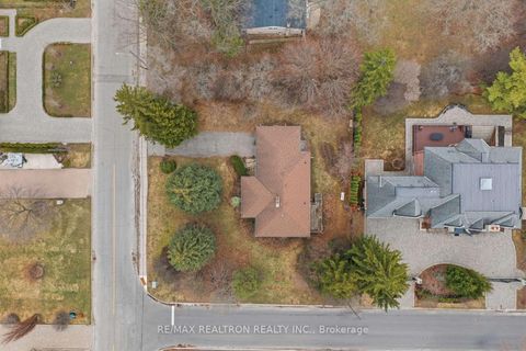 Photo 24 at 17 Denham Drive, South Richvale, Richmond Hill