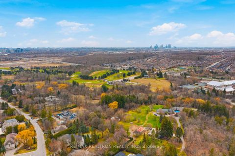 Photo 30 at 17 Denham Drive, South Richvale, Richmond Hill