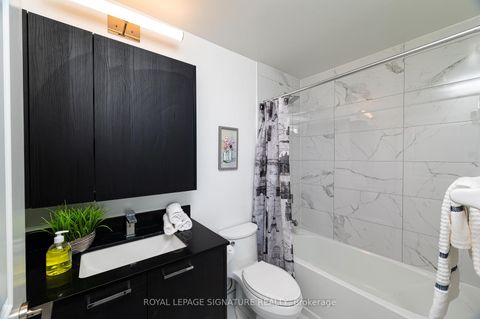 Photo 10 at 1503 - 120 Eagle Rock Way, Rural Vaughan, Vaughan