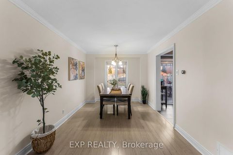 Photo 10 at 19 Natanya Boulevard, Keswick North, Georgina