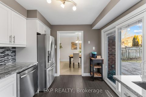 Photo 14 at 19 Natanya Boulevard, Keswick North, Georgina