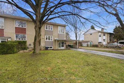 Photo 3 at 28 Langbourne Place, Don Mills, Toronto