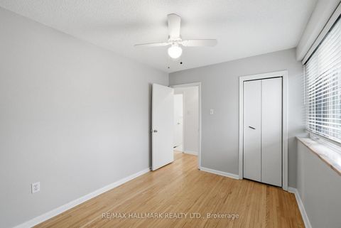 Photo 29 at 28 Langbourne Place, Don Mills, Toronto